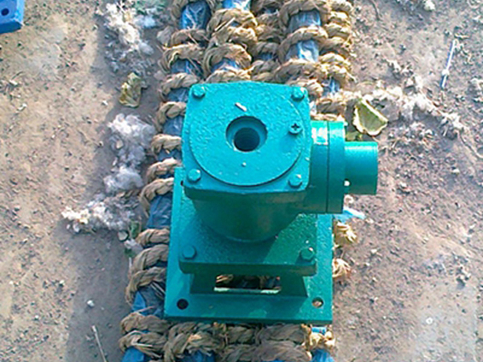 側搖螺桿啟閉機 